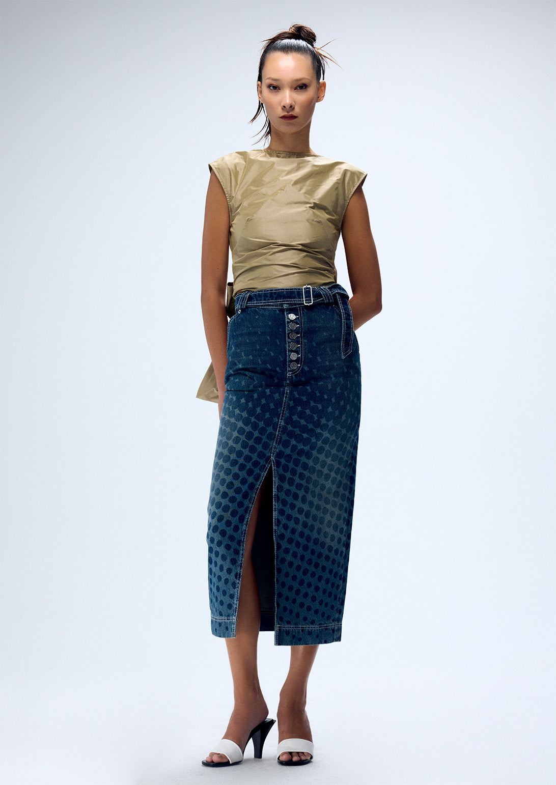 HALFTONE WIGGLE DOT DENIM PENCIL SKIRT (PRE-ORDER)